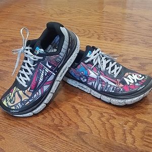 Altra Torin 2.5 NYC special edition